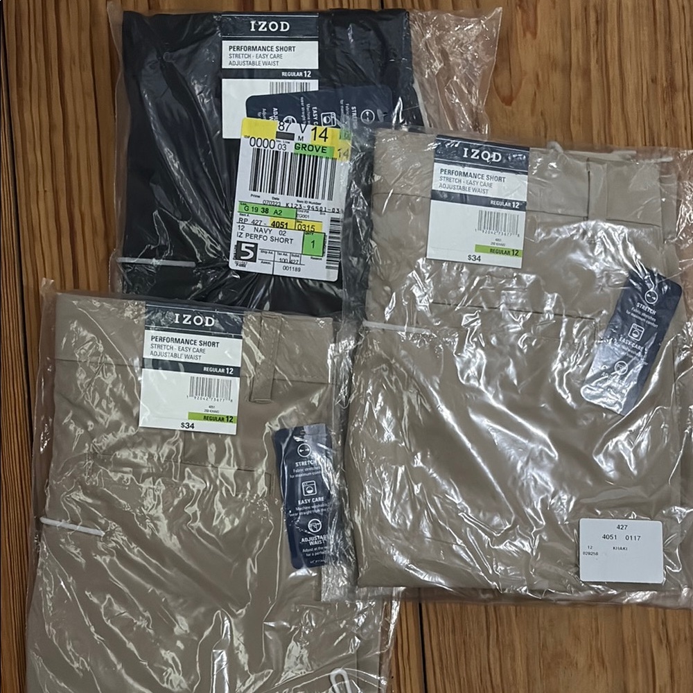 Izod Performance Shorts Set - Navy and Khaki